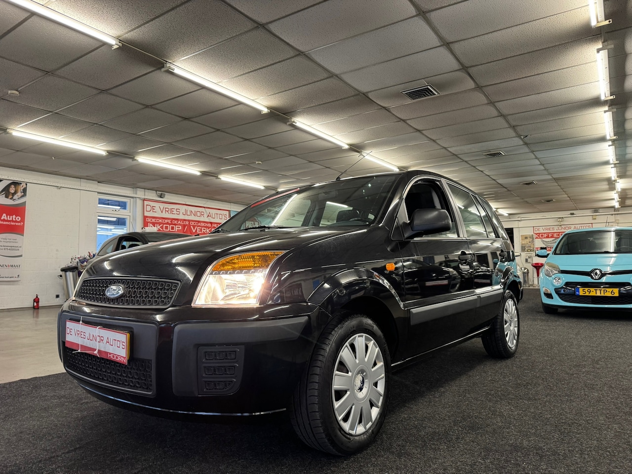 Ford Fusion - 1.4-16V Cool & Sound. Netjes Ford Dealer onderhouden, NAP, hoge instap en meer! - AutoWereld.nl