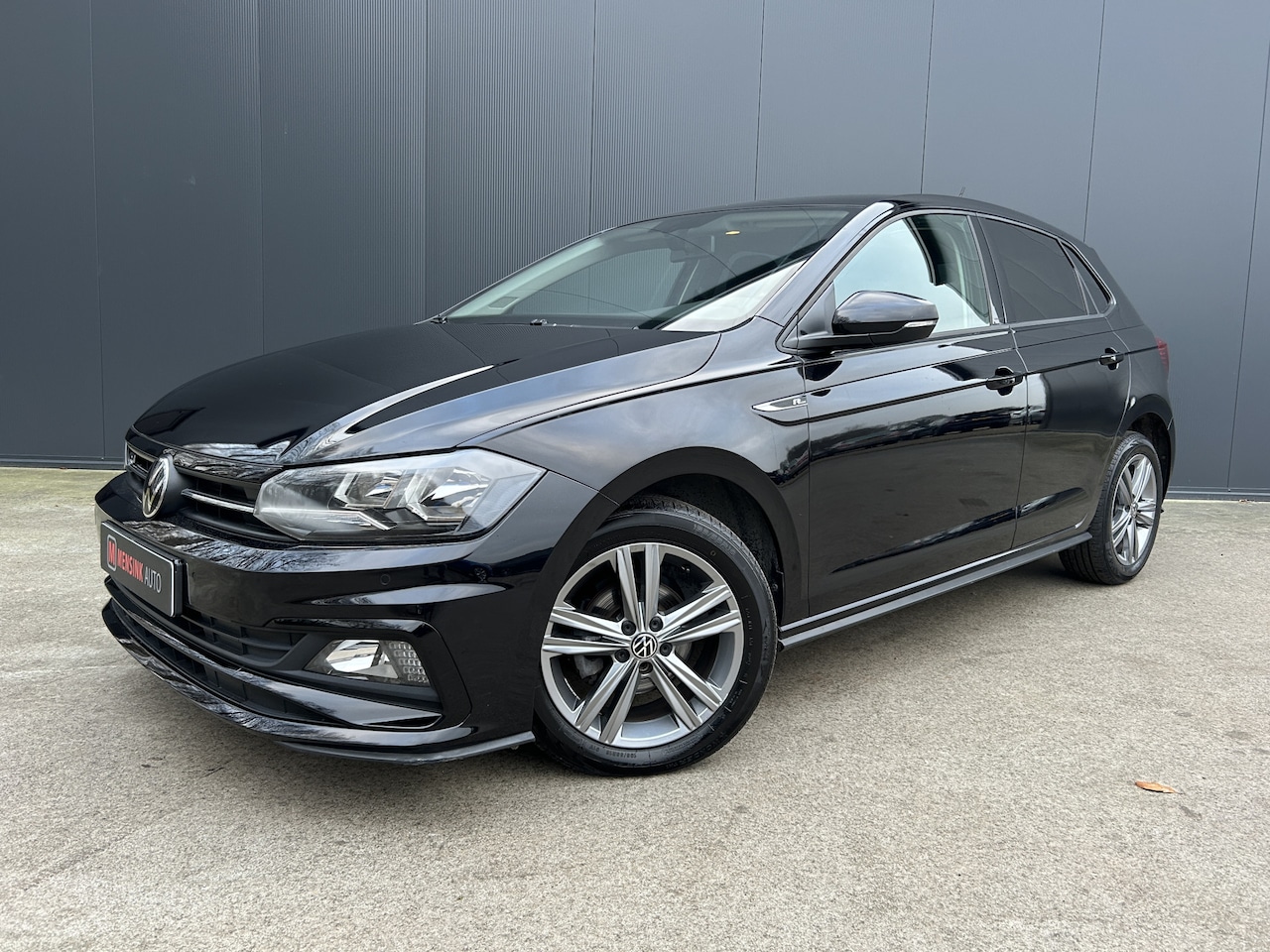 Volkswagen Polo - 1.0 Highline Business R LINE 1e EIGENAAR NAVI ECC LMV - AutoWereld.nl