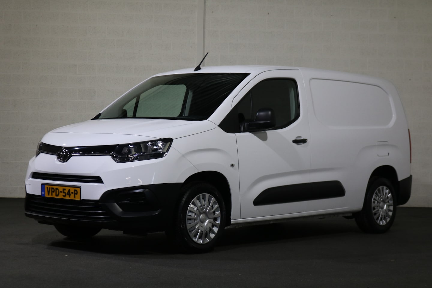 Toyota ProAce City - 1.5 D-4D Prof Long Koelwagen - AutoWereld.nl