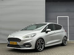 Ford Fiesta - 1.5 EcoBoost ST-3 I 200 PK I 5 Deurs I Clima I Navi I Carplay I B&O