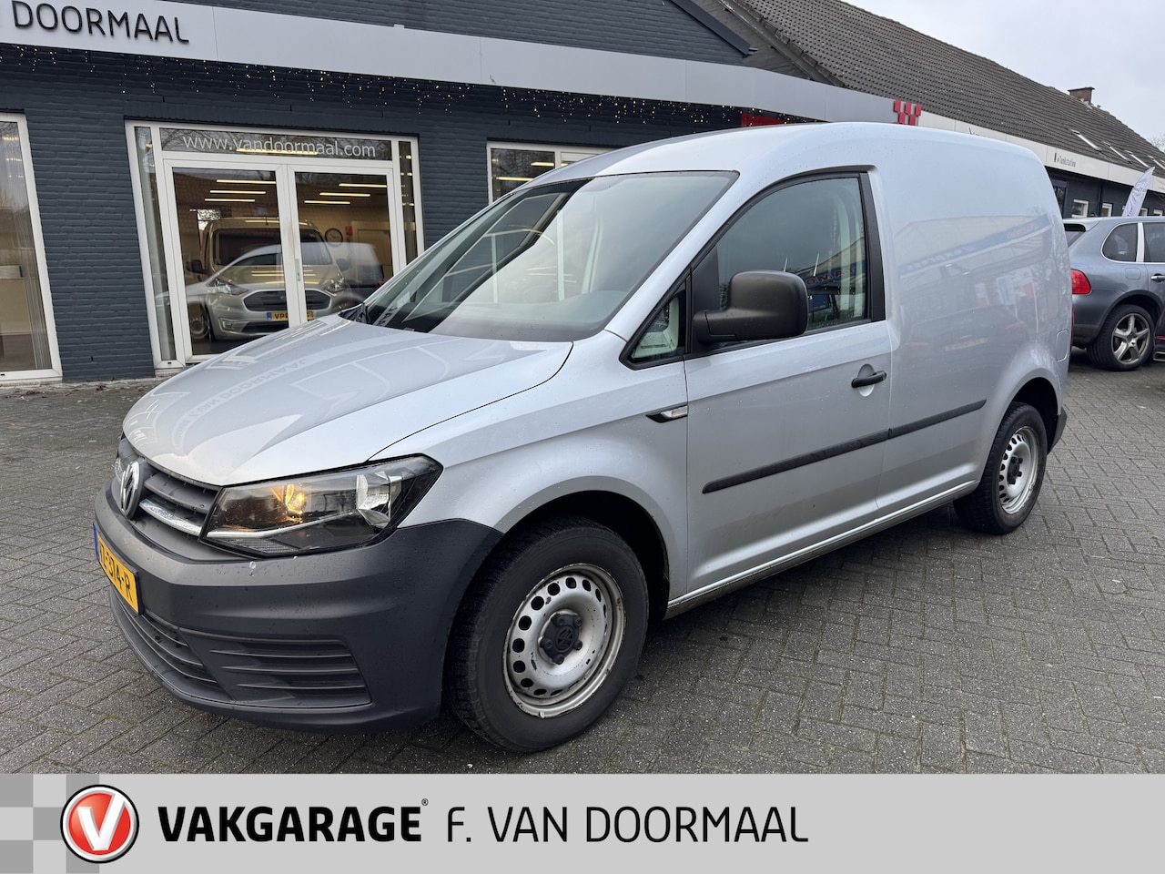 Volkswagen Caddy - 1.6 TDI L1H1 Trendline | Nieuw binnen - AutoWereld.nl