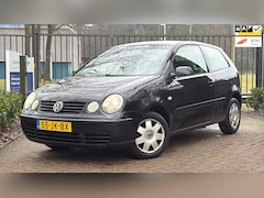 Volkswagen Polo - 1.4-16V Highline