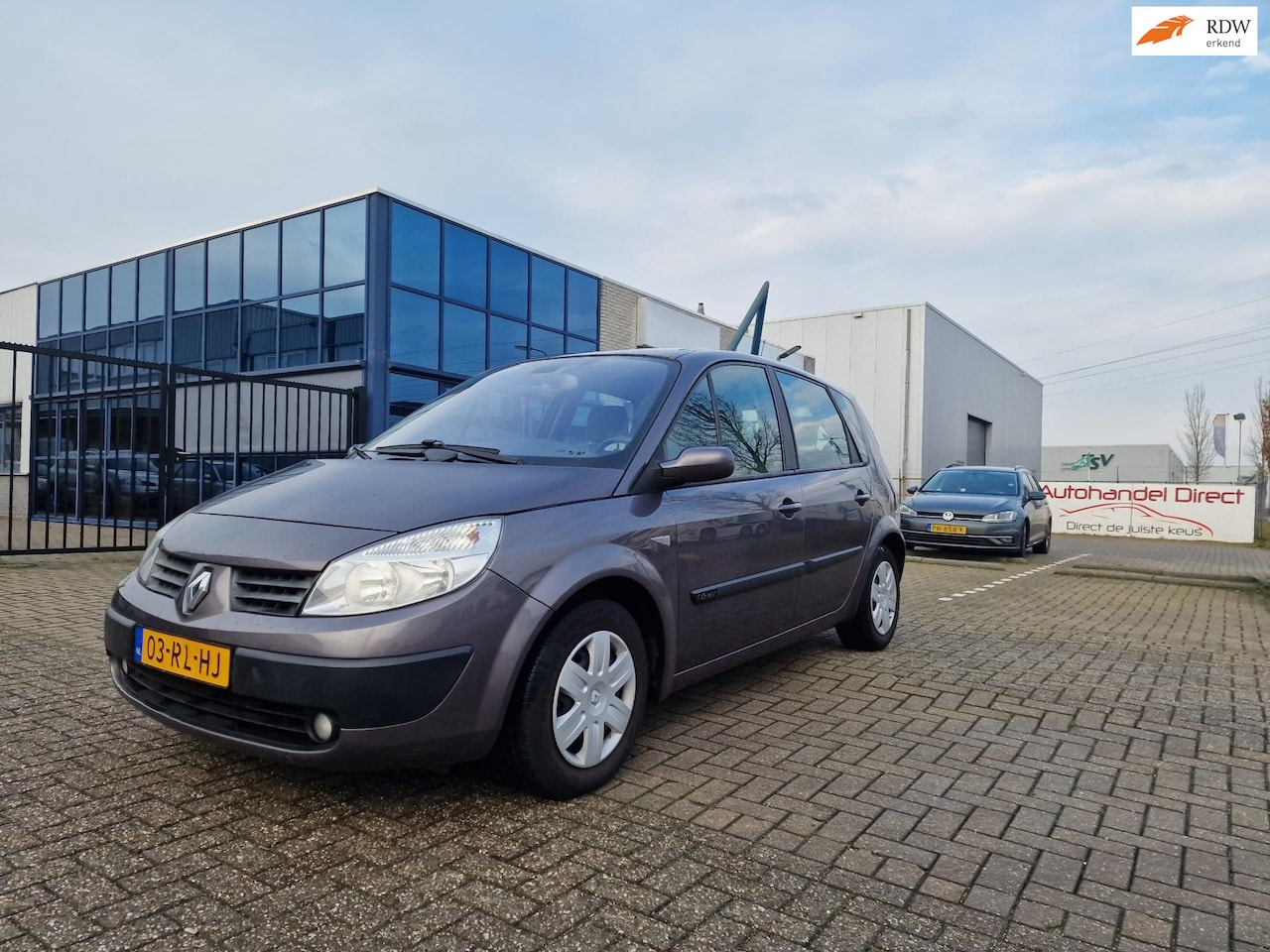 Renault Scénic - 1.6-16V Dynamique Luxe CRUISE TREKHAAK 2 X SLEUTELS - AutoWereld.nl