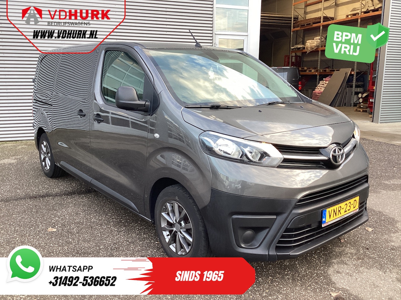 Toyota ProAce Worker - 1.5 D-4D 120PK Live Carplay/ Cruise/ Airco/ LMV/ Trekhaak/ Navi/ Camera/ PDC NL Auto - AutoWereld.nl
