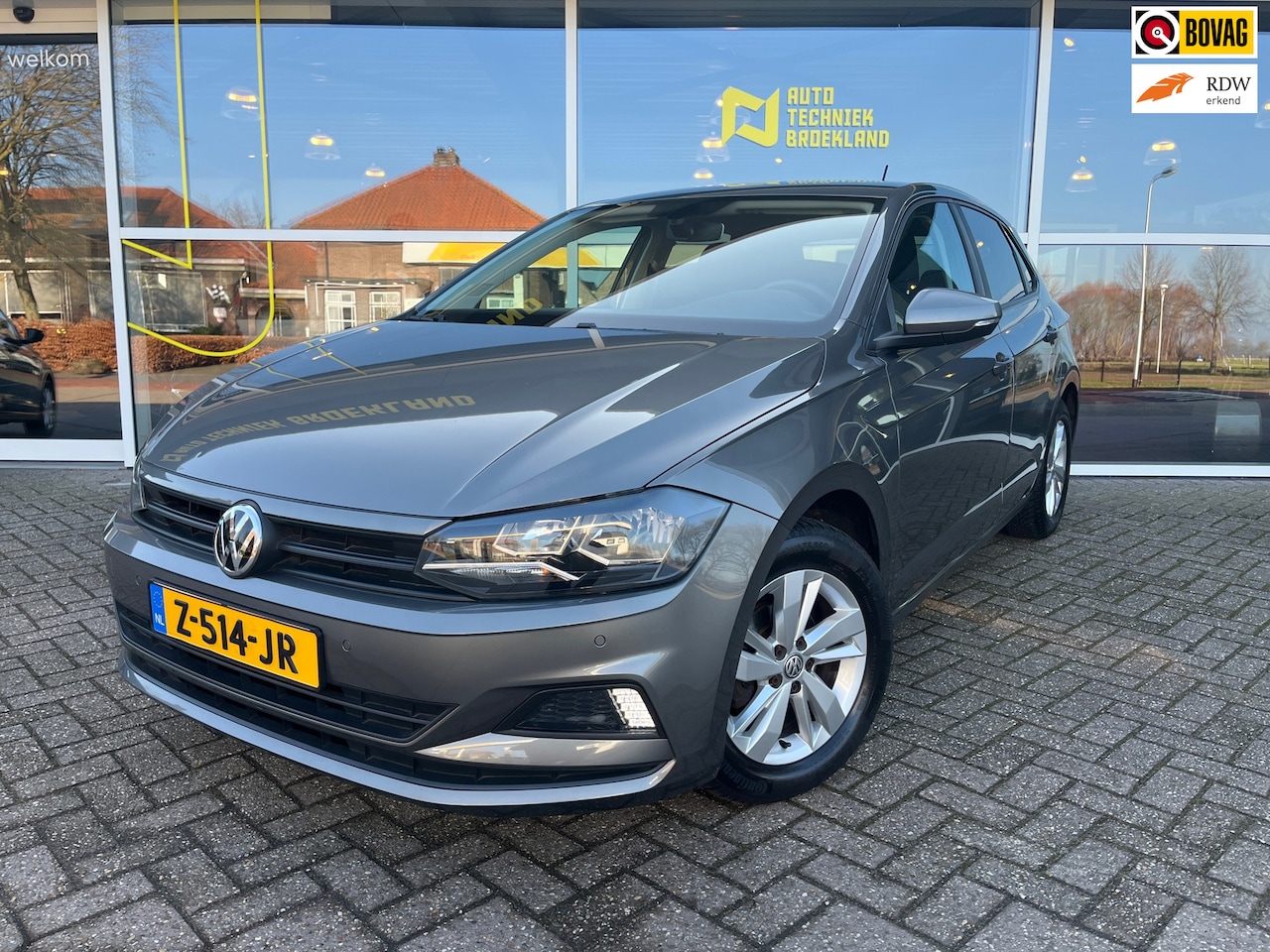 Volkswagen Polo - 1.0 MPI Comfortline | Trekhaak | CarPlay | Cruise | LED - AutoWereld.nl