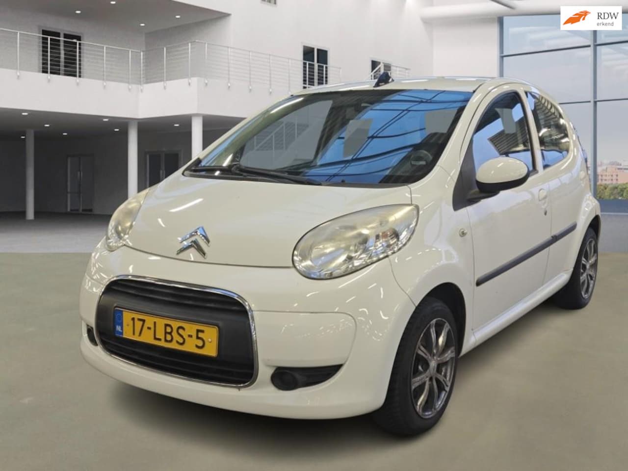 Citroën C1 - 1.0-12V Ambiance CARPLAY NAVI 5 DEUR BOEKJES AIRCO - AutoWereld.nl