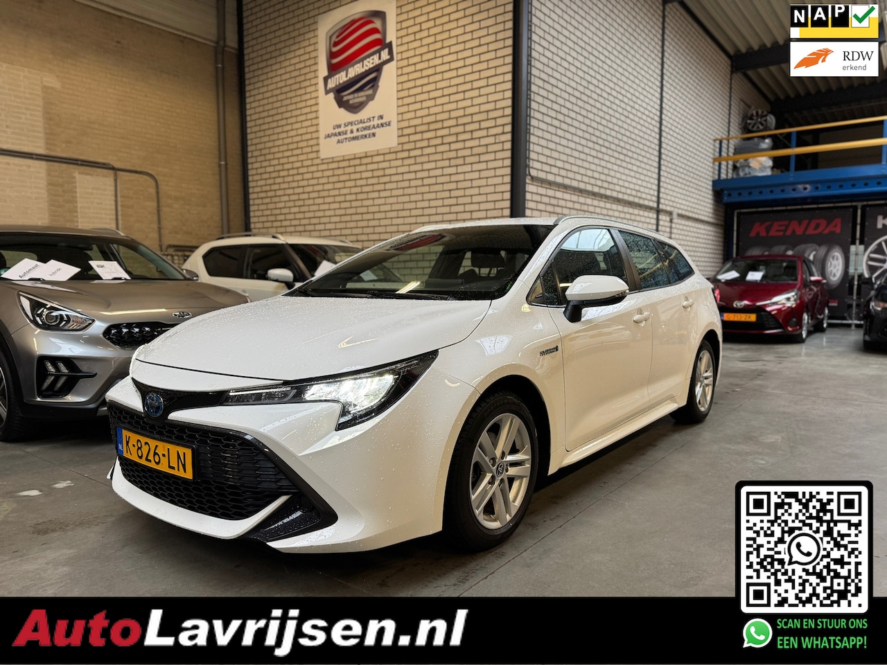 Toyota Corolla Touring Sports - 1.8 Hybrid ACTIVE NL AUTO NAP TREKHAAK NAVIGATIE/CAMERA CRUISE ECC LMV!! - AutoWereld.nl