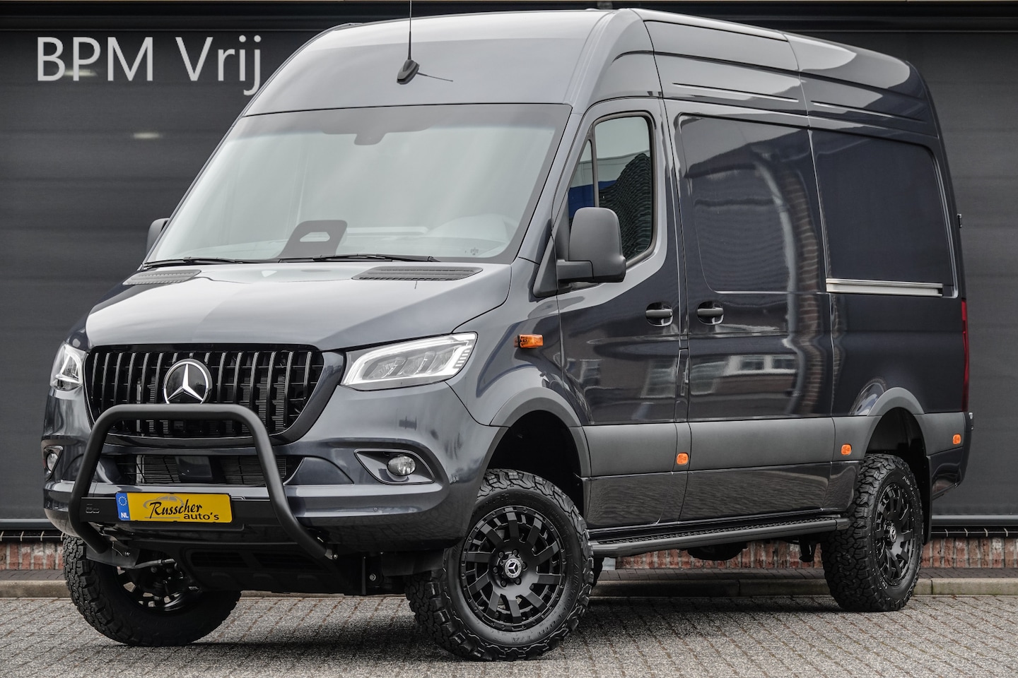Mercedes-Benz Sprinter - 4x4 319Cdi 190Pk 9G-tronic | L2H2 | 2x Schuifdeur | 4WD | AWD | Bullbar | Treeplanken | 18 - AutoWereld.nl