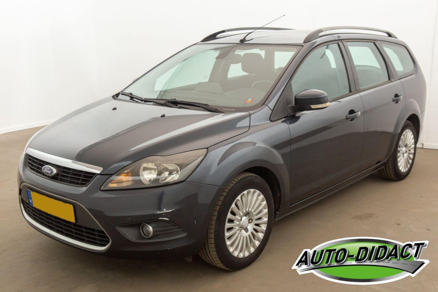 Ford Focus - 1.6 Clima Navi Titanium - AutoWereld.nl
