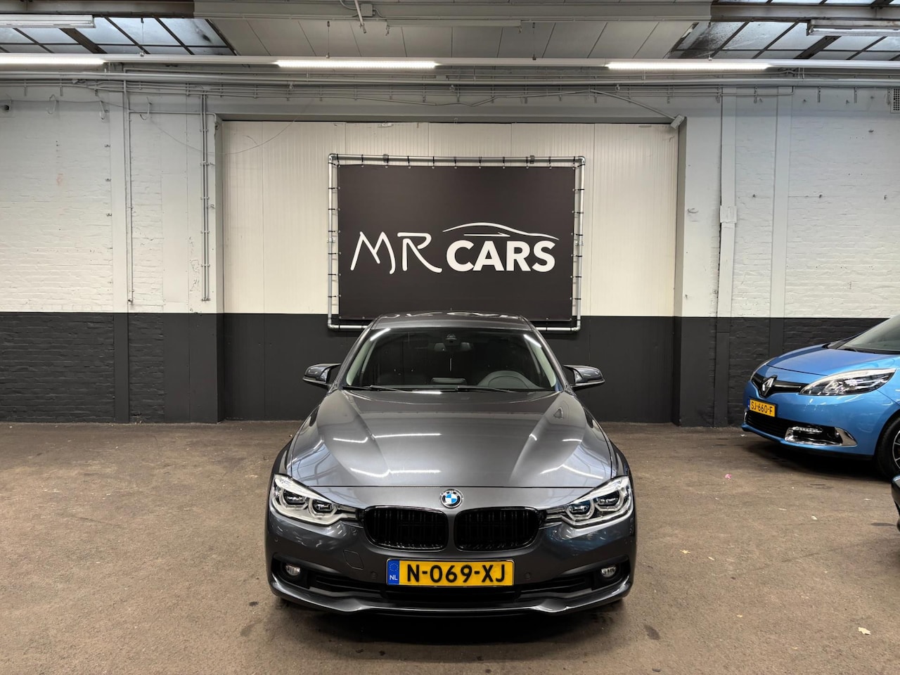 BMW 3-serie - 330e clima/ledernavi - AutoWereld.nl