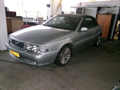 Volvo C70 Convertible - 2.0 T AUTOMAAT - LEER