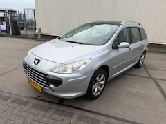Peugeot 307 SW - 2.0-16V Premium nieuwe apk trekhaak