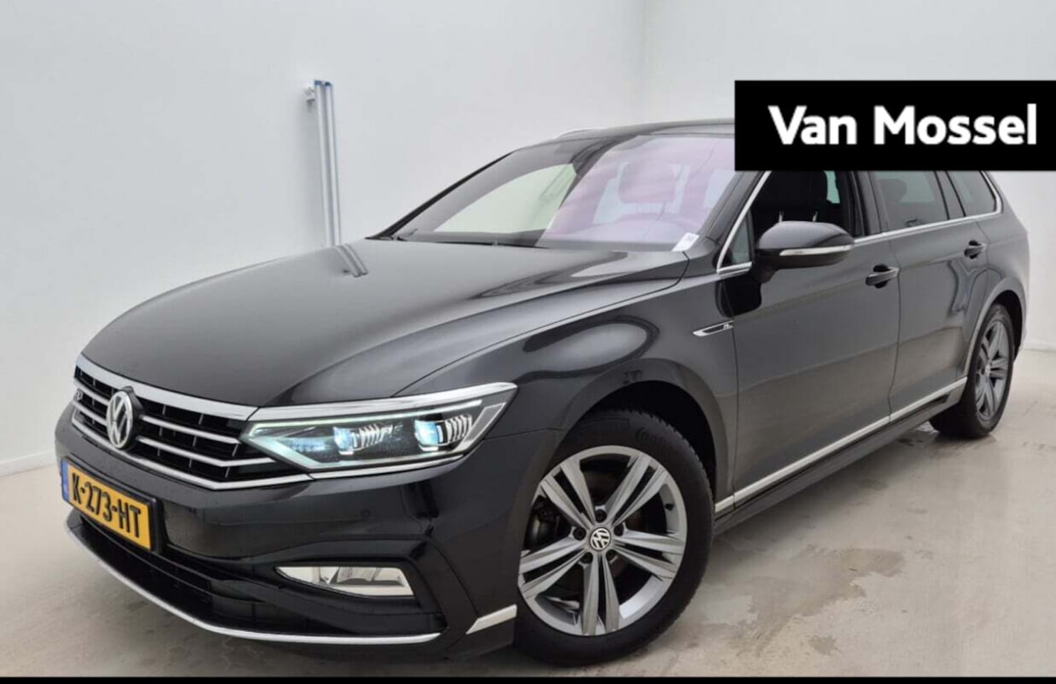 Volkswagen Passat Variant - 1.5 TSI Elegance Business R | 150 PK | Automaat | Apple Carplay / Android Auto | Parkeerca - AutoWereld.nl