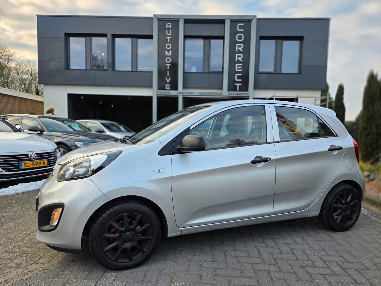Kia Picanto - 1.2 CVVT Comfort Pack 1.2 CVVT Comfort Pack - AutoWereld.nl