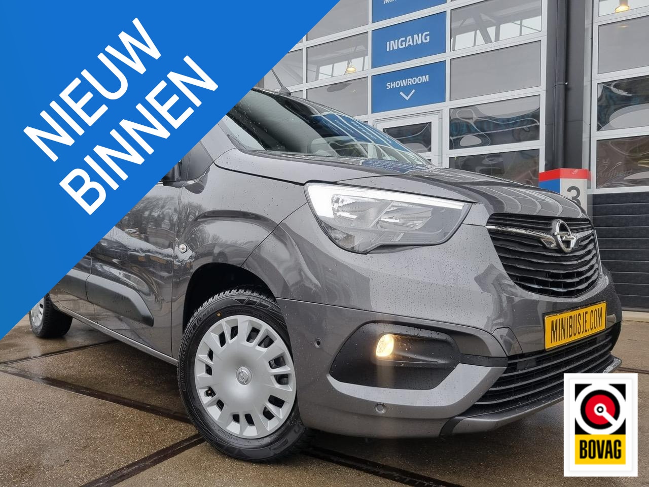 Opel Combo Life - 1.2 Turbo L2H1 Ultimate / Automaat / Navi / Winterpakket / Trekhaak / 15424km! - AutoWereld.nl