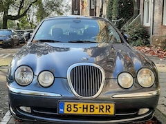 Jaguar S-type - 3.0 V6 Executive
