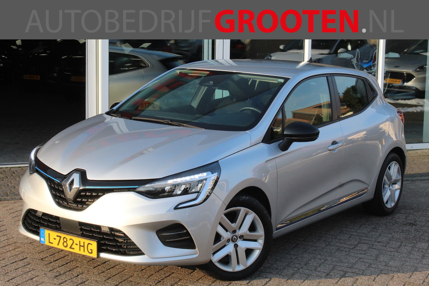 Renault Clio - 1.6 E-Tech Hybrid 140 Zen - AutoWereld.nl