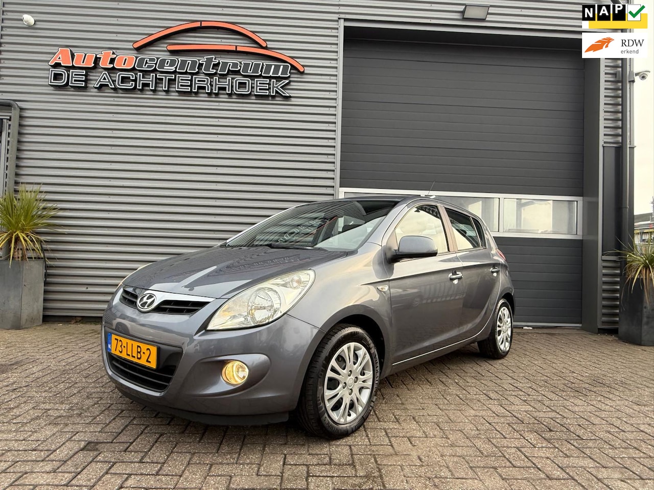 Hyundai i20 - 1.2i DynamicVersion Airco*trekhaak! - AutoWereld.nl