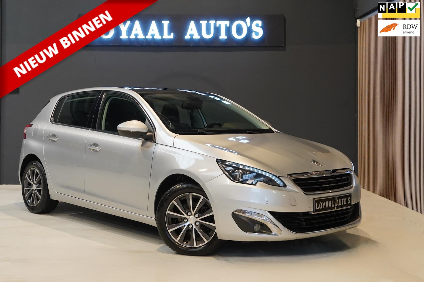 Peugeot 308 - 1.6 THP Première | NAVI | BI-XENON | GLAZEN-DAK | AIRCO | CRUISE | TREKHAAK | PDC | NAP. - AutoWereld.nl