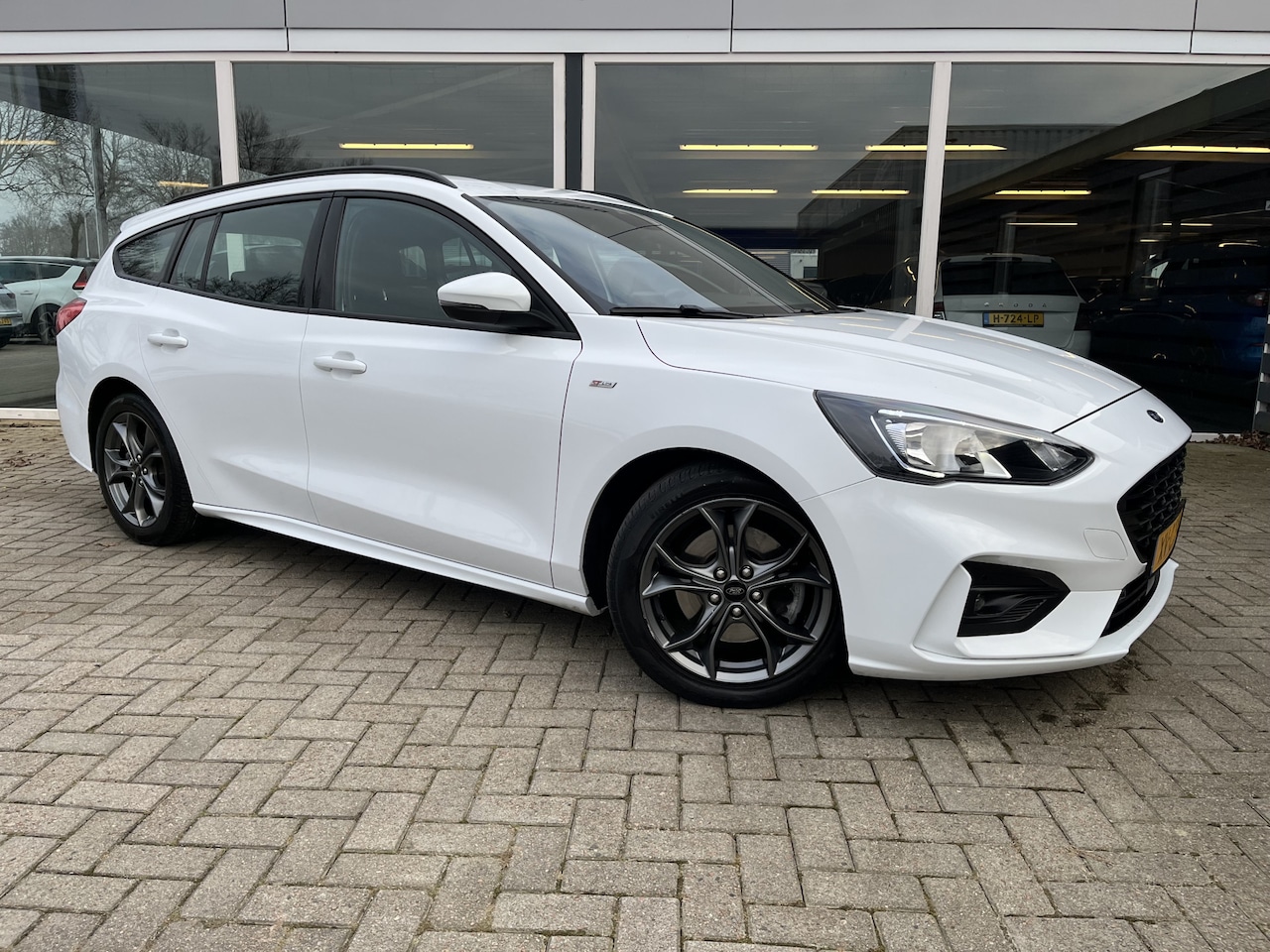 Ford Focus Wagon - 1.5 EcoBlue ST Line Business Elec trekhaak / Clima / Led / Carplay - AutoWereld.nl