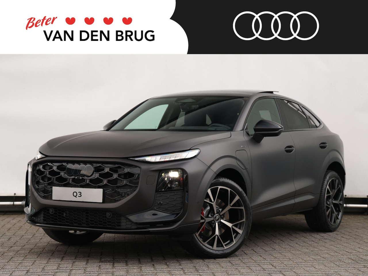 Audi Q3 Sportback - S edition e-hybrid 200 kW / 272 PK Sportback 6 ver | Panorama dak |  Optiek zwart | OLED a - AutoWereld.nl