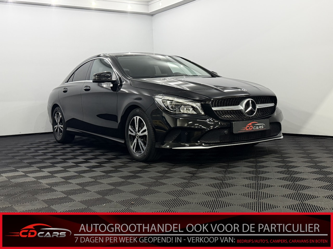 Mercedes-Benz CLA-Klasse - 180 Ambition Camera, Navi, Keyless start, Cruise control, A start stop, Half leder, Lichtm - AutoWereld.nl
