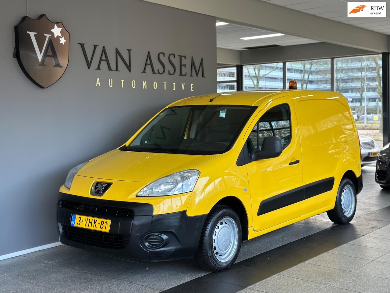 Peugeot Partner - 120 1.6 HDI L1 XT|122DKM|NWE KOPPELING - AutoWereld.nl