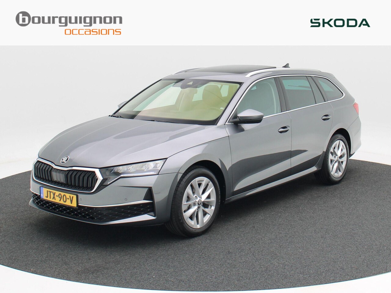 Skoda Octavia Combi - 1.5 TSi 150 Pk Automaat Business Edition Plus | Panoramadak | Virtual Cockpit | Elektrisch - AutoWereld.nl