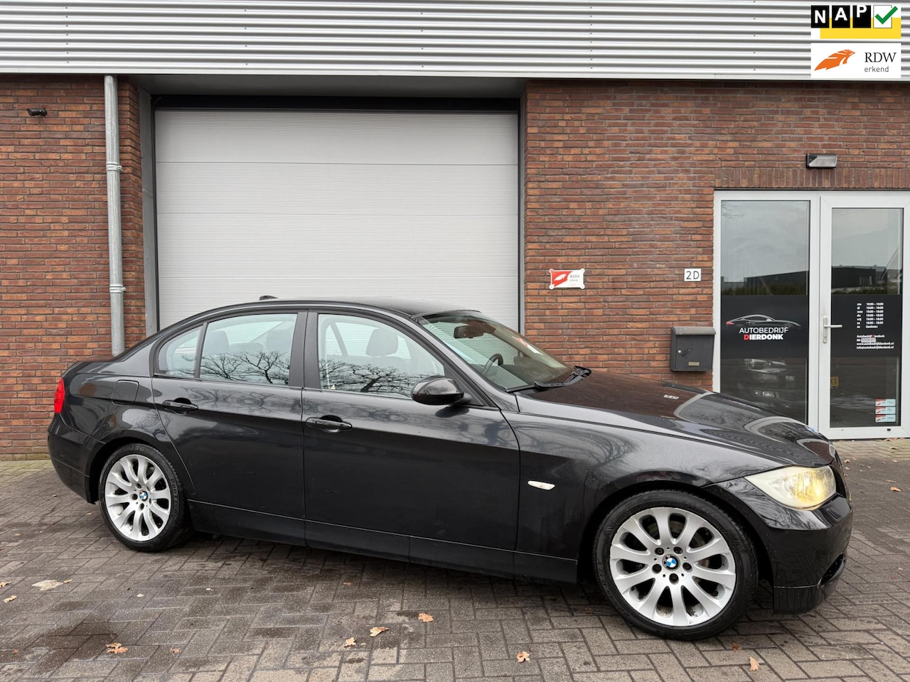 BMW 3-serie - 320i High Executive|AUTOMAAT|AIRCO|NIEUWE APK - AutoWereld.nl