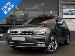 Volkswagen Tiguan - 2.0 TSI 4Motion Highline Pano HUD 360