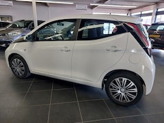 Toyota Aygo - 1.0 VVT-i 69pk 5Drs x-play