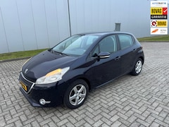 Peugeot 208 - 1.2 VTi Blue Lease Executive , Trekhaak, Stoelverwarming