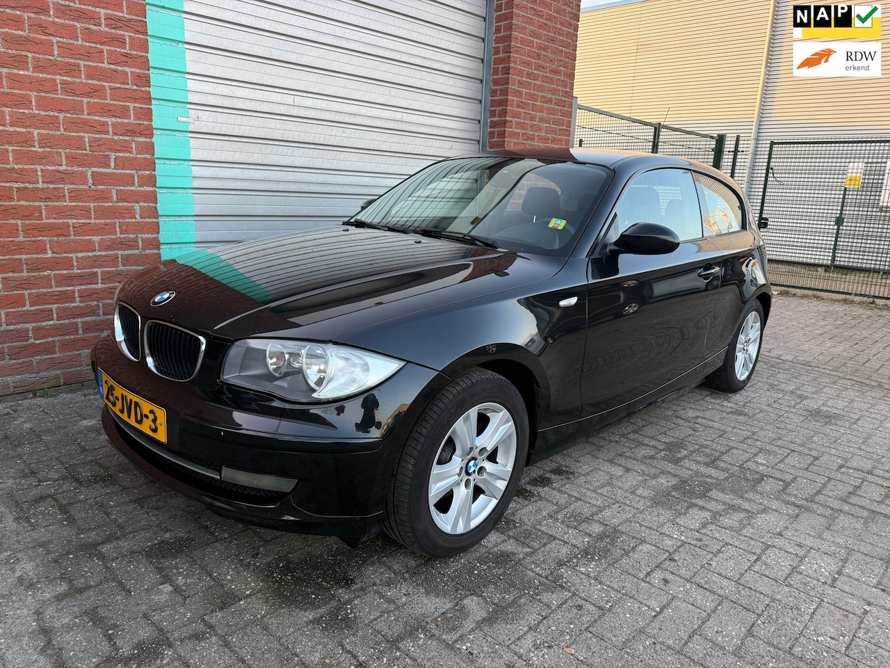 BMW 1-serie - 116i Corporate NAV.+ Clima Bj:2009 NAP! - AutoWereld.nl