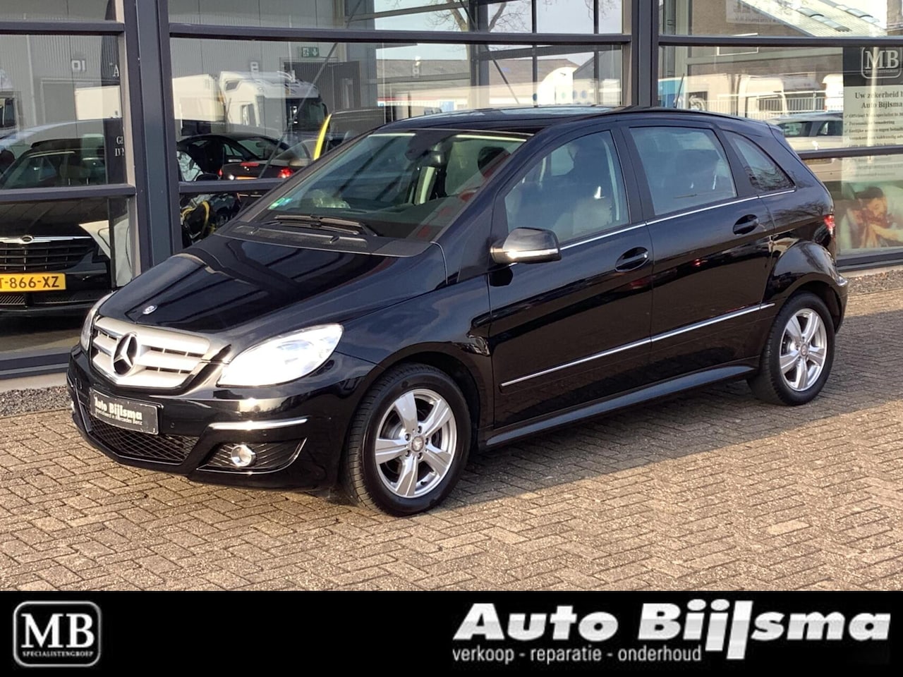 Mercedes-Benz B-klasse - 180 automaat, cruise, navi, eerste eigenaar - AutoWereld.nl