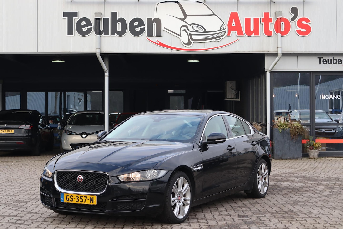 Jaguar XE - 2.0 D Portfolio 2.0 D Portfolio (TURBO NIET GOED), Navigatie, Camera, Lederen interieur, Climate control, - AutoWereld.nl