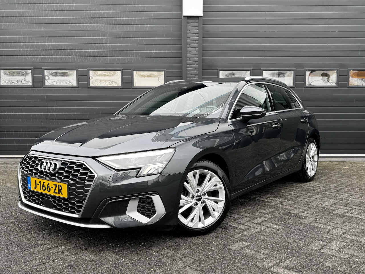 Audi A3 Sportback - 35 TFSI 150PK Automaat Business edition | ACC | Carplay | Navi | Trekhaak | €21.900,- incl - AutoWereld.nl