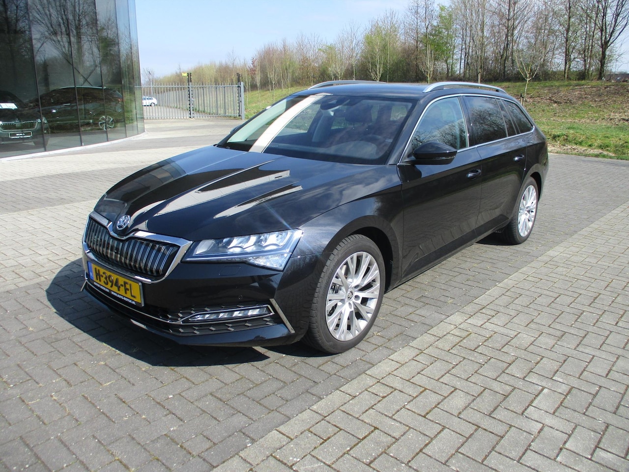 Skoda Superb Combi - 1.4 PHEV DSG-6 Business Edition Plus | Trekhaak - AutoWereld.nl