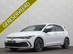 Volkswagen Golf - 245 pk GTE Hybrid | IQ-Light | ACC | 19'' | GTI Diffuser | Trekhaak | Stuurwielverwarming