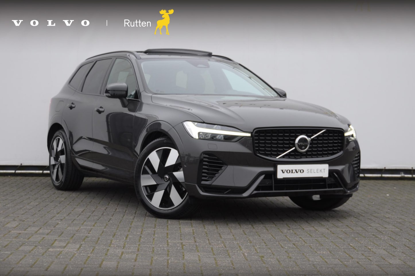 Volvo XC60 - T8 455PK Automaat AWD Plus Dark / Adaptieve koplampen / Luchtvering /Adaptieve cruise cont - AutoWereld.nl