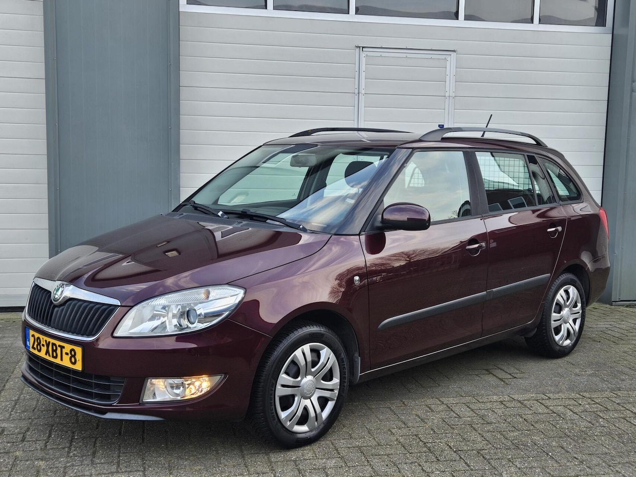 Skoda Fabia Combi - 1.2 TSI Ambition | Trekhaak | Airco | Dealer-auto! - AutoWereld.nl