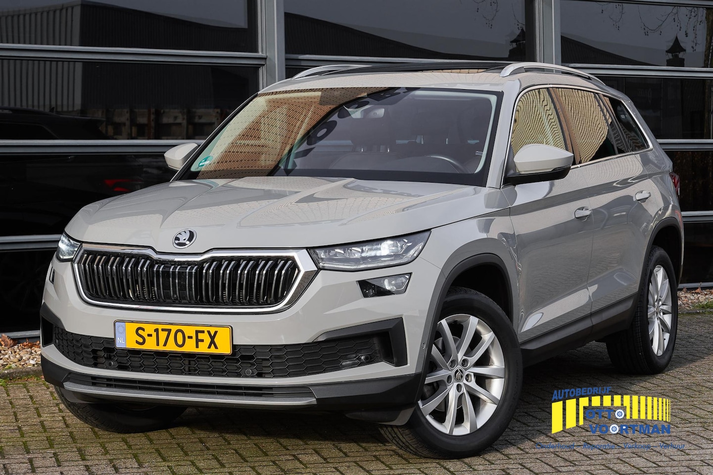 Skoda Kodiaq - 1.5 TSI Business Ed. Plus 7p. Trekhaak|Leder|Goed Onderh.| - AutoWereld.nl