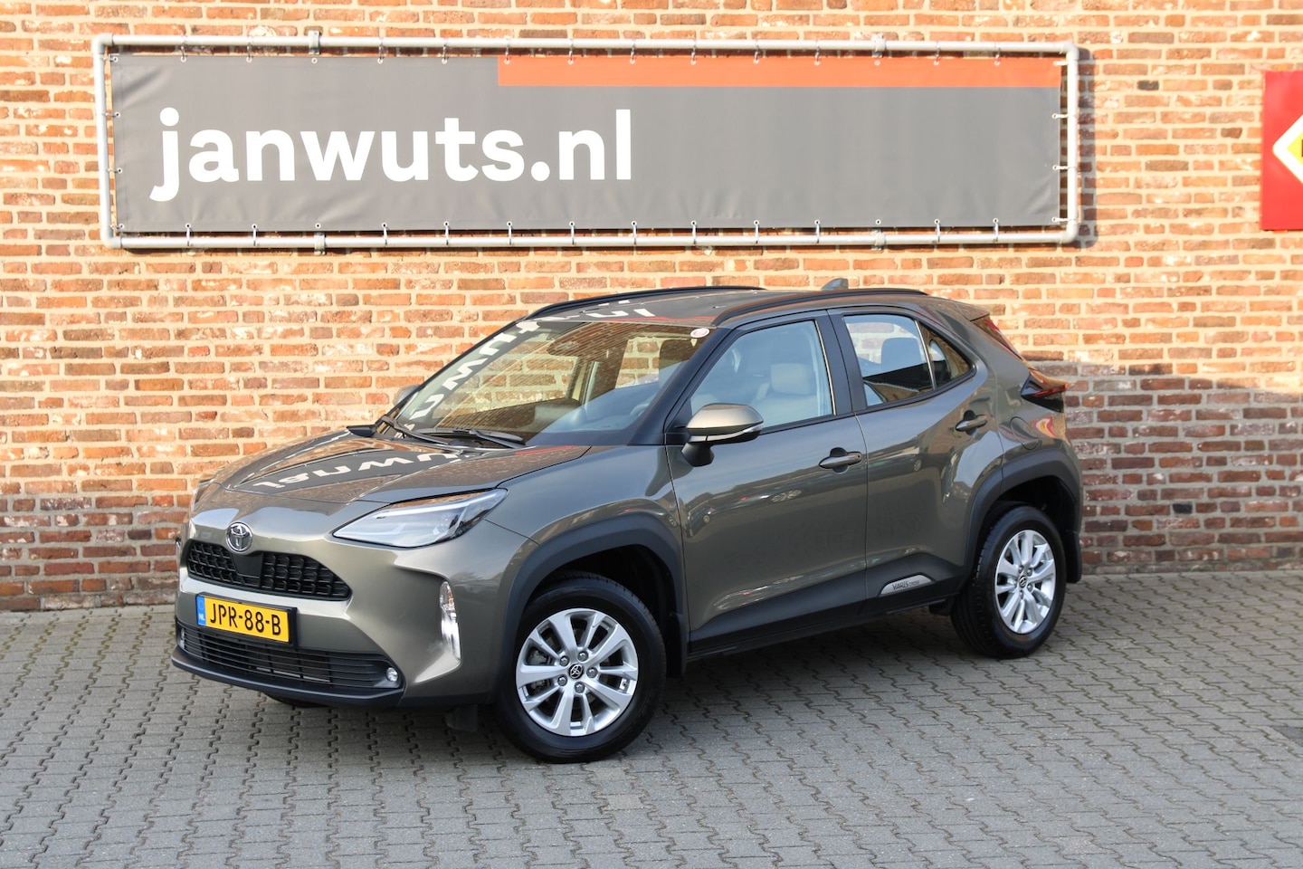 Toyota Yaris Cross - 1.5 Hybrid 115 Active Plus - AutoWereld.nl