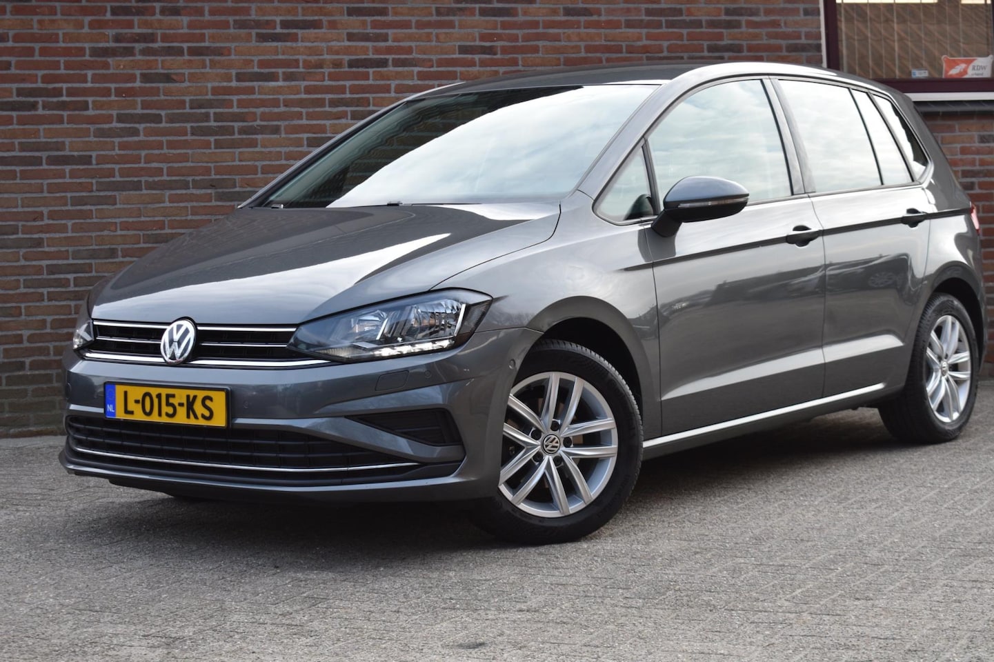 Volkswagen Golf Sportsvan - 1.0 TSI Comfortline '18 Navi Clima Cruise Inruil mogelijk - AutoWereld.nl