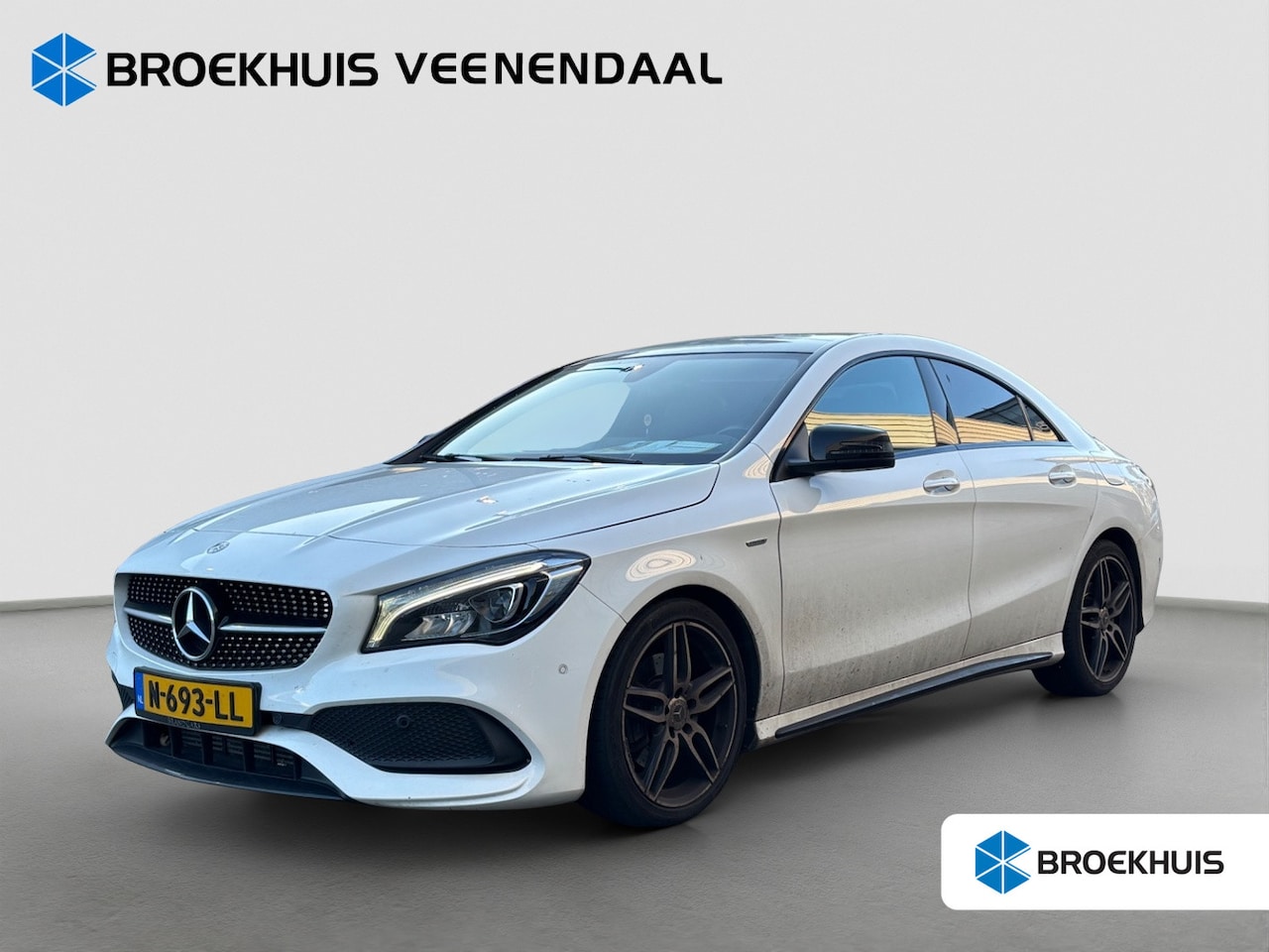 Mercedes-Benz CLA-Klasse - 250 Sport 4MATIC | Panoramadak | Cruise Control | Stoelverwarming | Camera | | Achteruitri - AutoWereld.nl