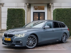 BMW 3-serie Touring - 330i M-Performance PANO | 360 CAM | CARPLAY | H&K | GRIGIO TELESTO | ORG NL 2E EIGN