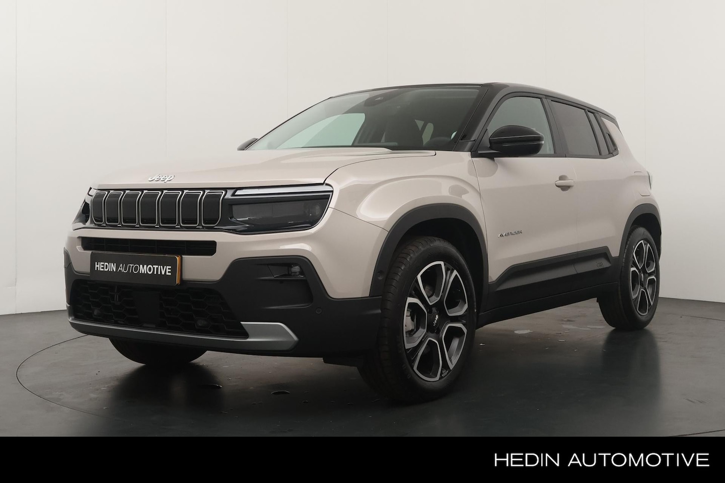 Jeep Avenger - 1.2 e-Hybrid Summit | Navigatie | Adaptive Cruise Control | Elektrische Achterklep | Parke - AutoWereld.nl