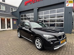BMW X1 - SDrive18i Executive / Pano / Leder / Cruise / Trekhaak / Zeer nette Auto