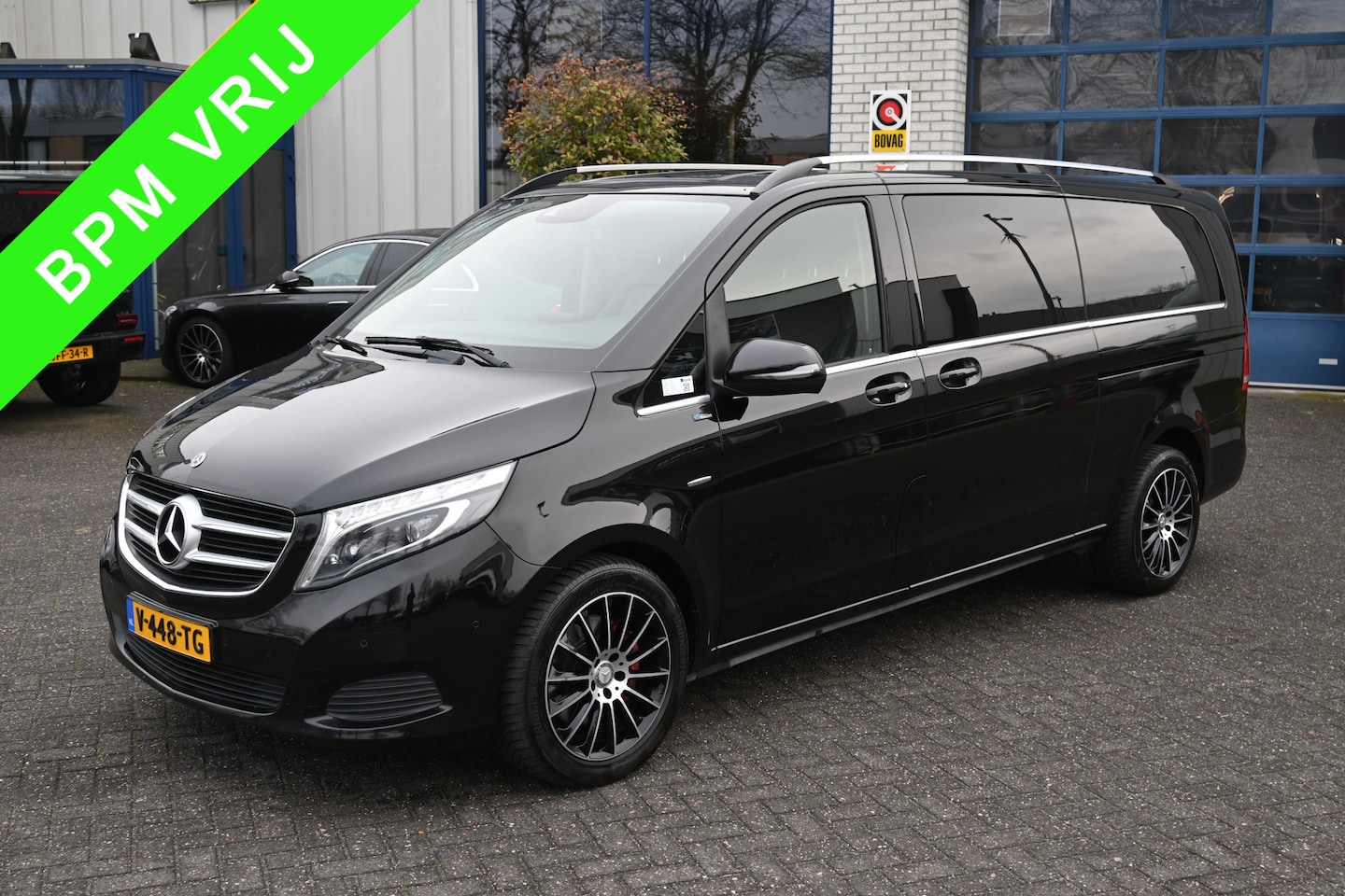 Mercedes-Benz V-klasse - 250d XL L3 DC Avantgarde MARGE LED, Navigatie met camera, Leder, Trekhaak - AutoWereld.nl