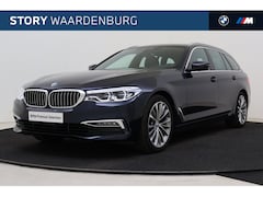 BMW 5-serie Touring - 520i High Executive Automaat / Panoramadak / Trekhaak / Adaptieve LED / Navigatie Professi