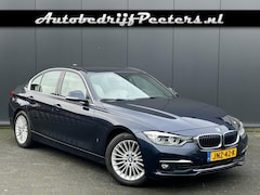 BMW 3-serie - 330e Luxury ACC Leder LED HUD Camera H/K Sportstoel BTW-auto